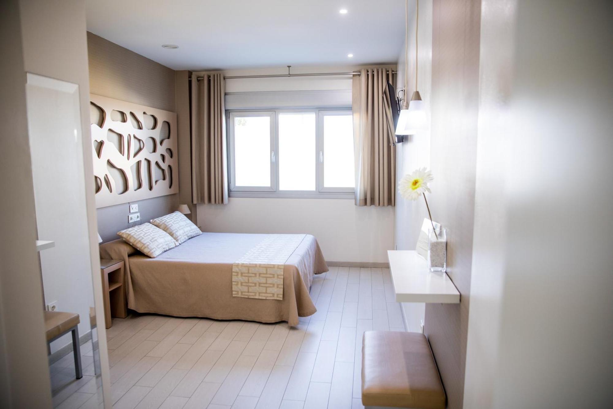 Apartahotel Enfasis-Group El Cuervo  Bilik gambar